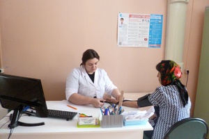 Около 30 жителей п.Чувашка прошли диспансеризацию и вакцинацию.