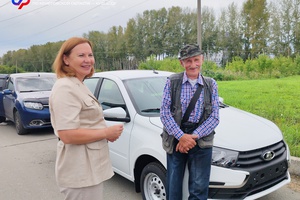 Новые автомобили Lada Granta получили 49 жителей Кузбасса, которые ранее пострадали на производстве