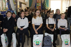 Сегодня в Городском центре культуры прошла церемония вручения паспорта гражданина Российской Федерации 14-летним мысковчанам.