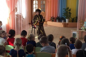В Мысках воспитанников детских садов знакомят с шорской культурой.