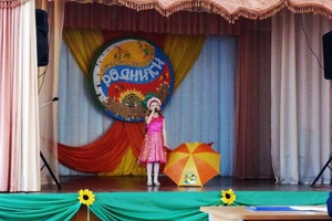 В субботу, 20 октября, в Мысках в школе № 2 прошел IX фестиваль народного творчества сельских домов культуры и образовательных учреждений «Мысковские родники».