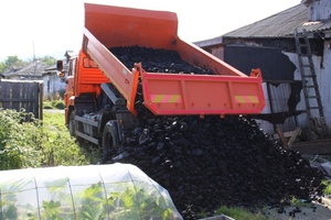 Более 11 тысяч семей в Кузбассе получат бесплатный уголь до конца сентября