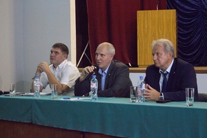 Более полутора часов длилась встреча главы Мысков с работниками ЦОФ «Сибирь».