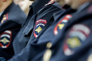Сегодня в администрации Мысков награждали сотрудников правоохранительных органов.