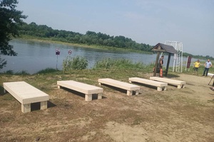 Сегодня на территории Мысков были официально открыты места отдыха у воды.