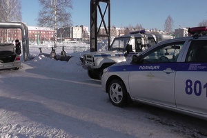 Сотрудники Госавтоинспекции Мысков задержали водителя, неправомерно завладевшего автомобилем своего знакомого.