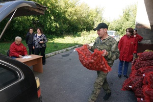 По поручению Сергея Цивилева 10 тысяч кузбассовцев получили бесплатно овощные наборы.