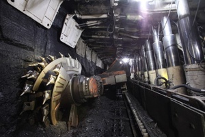 Угольная компания «Южный Кузбасс» ввела в эксплуатацию лаву 3-2-7-запад на шахте «Сибиргинская». Инвестиции в ее запуск составили 344 млн рублей.