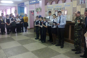 В школах Мысков в рамках месячника по военно-патриотическому воспитанию проходят Уроки Мужества.