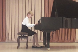 Юные пианисты из Мысков стали лауреатами областного конкурса «Ступени мастерства».