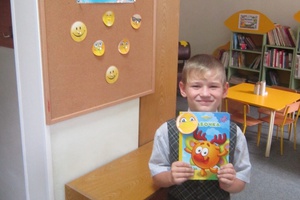 День читательской улыбки прошел в Центральной детской библиотеке Мысков.