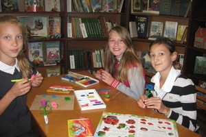 В дни осенних каникул детская библиотека – филиал №3 проводила для своих читателей разнообразные познавательные мероприятия.