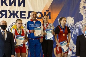 С 28 по 30 октября в Гурьевске проходили всероссийские соревнования по тяжелой атлетике «XXVIII турнир памяти Олимпийского чемпиона А. Воронина».