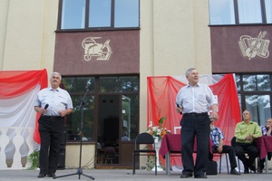 Более 120 мысковчан посетили в минувшую пятницу музыкально-литературную гостиную авторских стихотворений и песен «Наш дом – Россия!».
