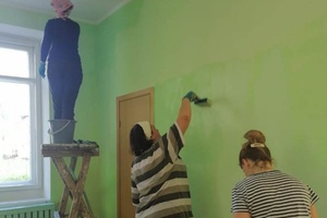 В детских садах Мысков началась ремонтная кампания.