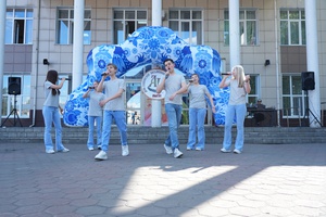 🎉Вчера на городской площади мы отмечали «День славянской письменности и культуры»! 📜🖋
