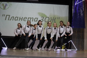 Сегодня на большой сцене ДК им.Горького прошел первый городской фестиваль фитнеса и физической культуры «Планета ЗОЖ».