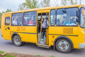 Сотрудники госавтоинспекции проверили готовность «школьных автобусов» к новому учебному году.