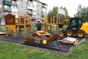 Новые детские площадки вскоре откроются в Мысках