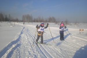 Почти 70 лыжников приняли участие в чемпионате и первенстве Мысков по лыжным гонкам.