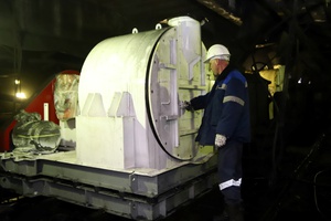 Угольная компания «Южный Кузбасс» в рамках программы обновления обогатительного оборудования приобрела для ЦОФ «Сибирь» три обезвоживающих центрифуги общей стоимостью более 25 млн рублей.