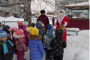 В детском саду «Рябинка» открылся снежный городок.