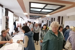 Сегодня в 8:00 часов открылись все 24 избирательных участка, расположенные на территории Мысковского городского округа.