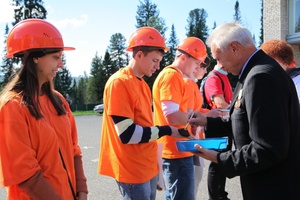 Молодые рабочие и специалисты угольной компании «Южный Кузбасс» прошли посвящение.