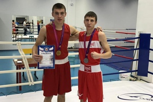 Мысковские боксеры успешно выступили на турнире в Хакасии.