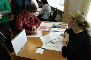 В Центре занятости населения Мысков прошла Всекузбасская ярмарка вакансий, посвященная Дню службы занятости населения.