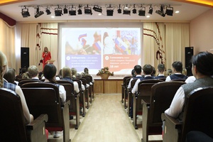 В школах КуZбасса проходят уроки «Разговоры о важном».