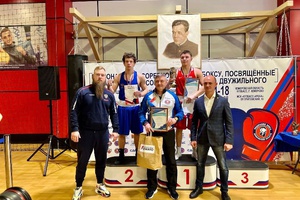 14 - 18 февраля в Кемерово в СК «Кузбасс-Арена» состоялись региональные соревнования по боксу памяти Героя Советского Союза Юрия Двужильного.