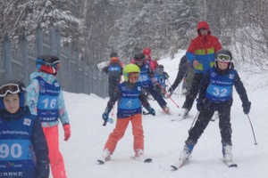 В последний день зимы в Мысковской ДЮСШ прошло первенство по горнолыжному спорту.
