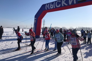 12 февраля более 200 мысковчан приняли участие во Всероссийской лыжной гонке «Лыжня России – 2023».