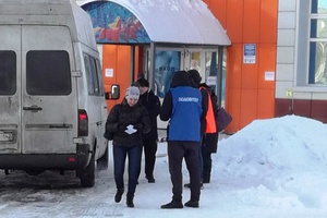 Мысковские волонтеры рассказали жителям о пожарной безопасности и помогли пенсионерам убрать снег.