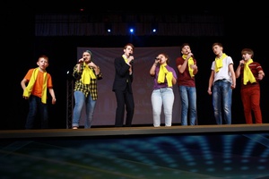 В Междуреченске прошел фестиваль XIII сезона молодежной Студёной лиги КВН 2017-2018 годов.