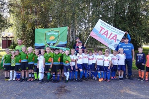 Мысковские юные футболисты стали победителями и призерами Открытого турнира по мини-футболу, который прошел в Междуреченске.