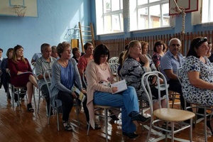 Вчера состоялась встреча главы Мысков Дмитрия Иванова с жителями поселка Бородино.