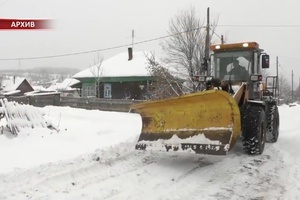 На содержании улично-дорожной сети в зимний период в Мысках будет задействовано 43 единицы различной техники.