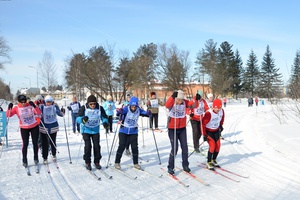 На спортивных объектах Мысков прошла VI городская зимняя Спартакиада ветеранов труда и спорта.